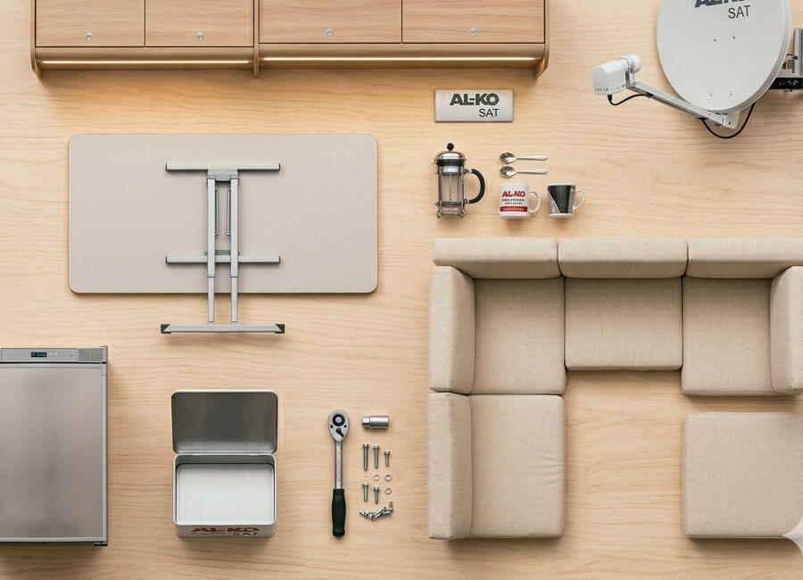 6-caravan-accessoires-keukenaccessoires-kookplaten-servies-koelkasten