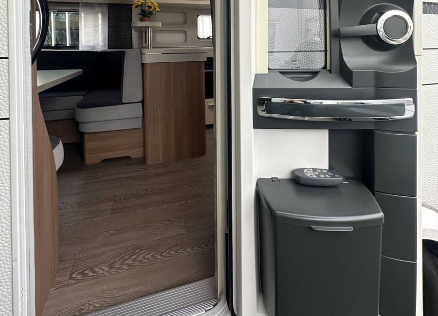 8-hobby-excelent-560-cfe-2022-kwalitatieve-caravan-modellen