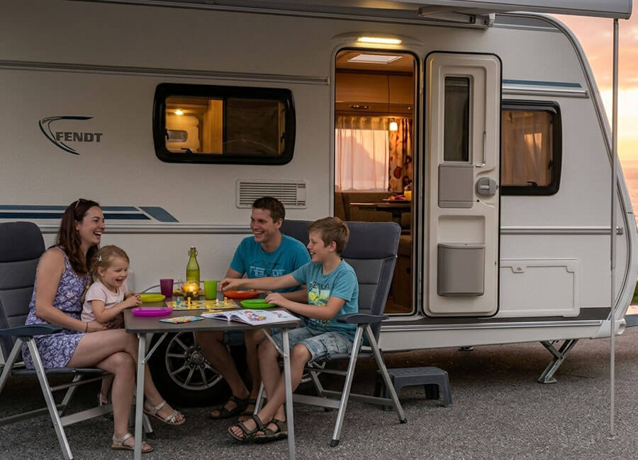 9-caravan-kopen-top-modellen-te-koop-caravan-occasion-tweedehands-caravans